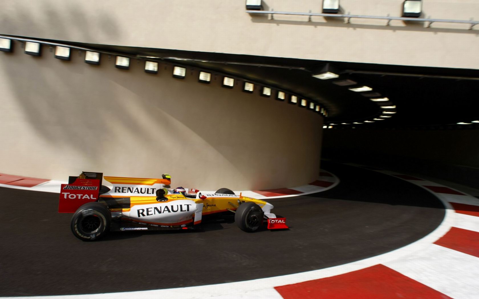 GP ABU DHABI 1680x1050